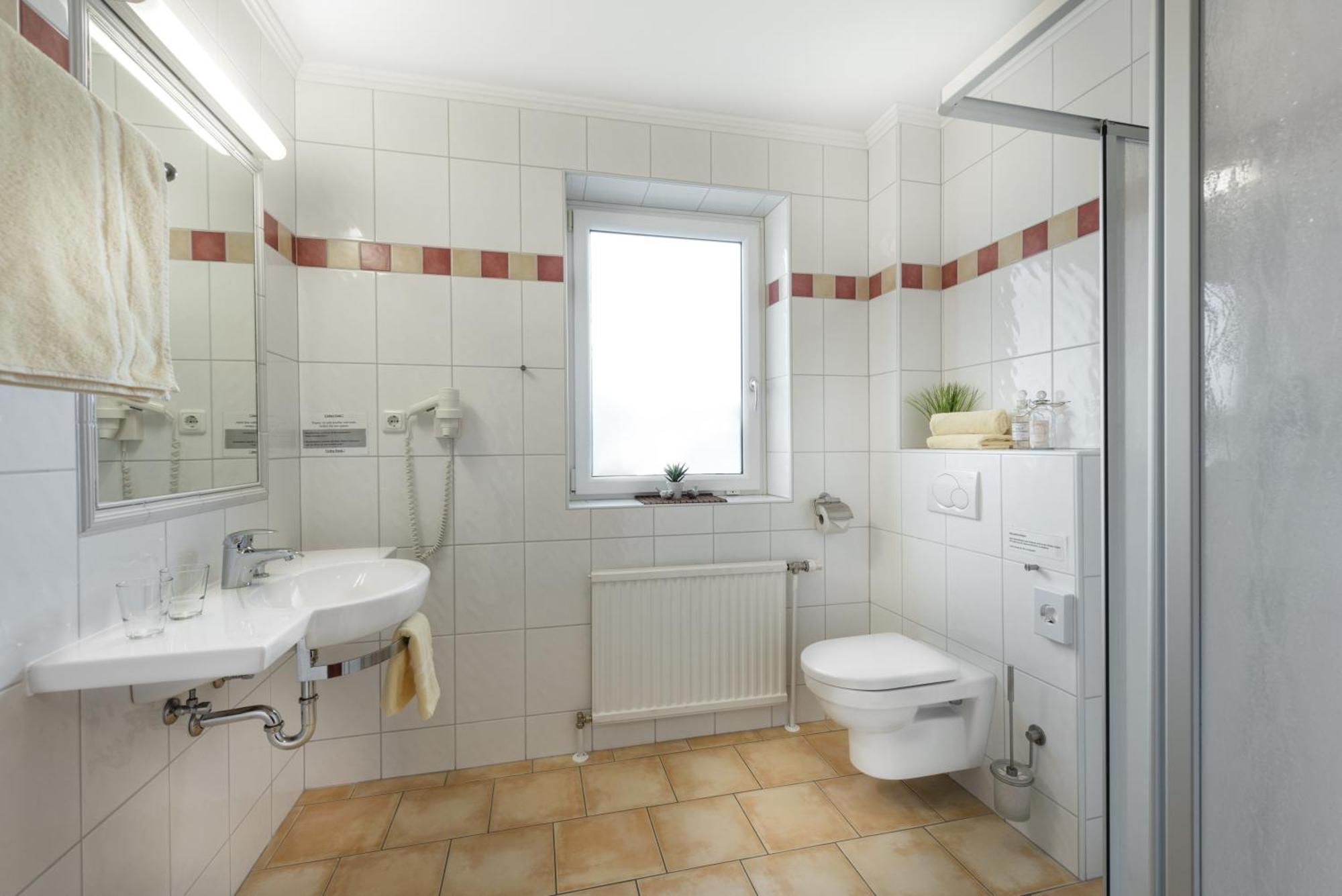 Hotel Lohninger-Schober Sankt Georgen im Attergau Habitación foto